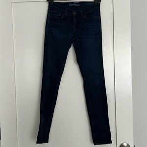 J Brand Skinny Jeans in Dynamite